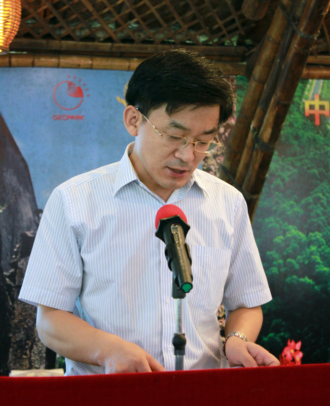 省教育廳副廳長廖清林講話