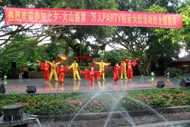 農(nóng)家歌舞歡迎您