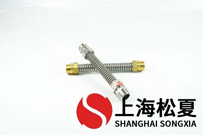 哪些因素會影響空調(diào)金屬軟管的位移補償性能？